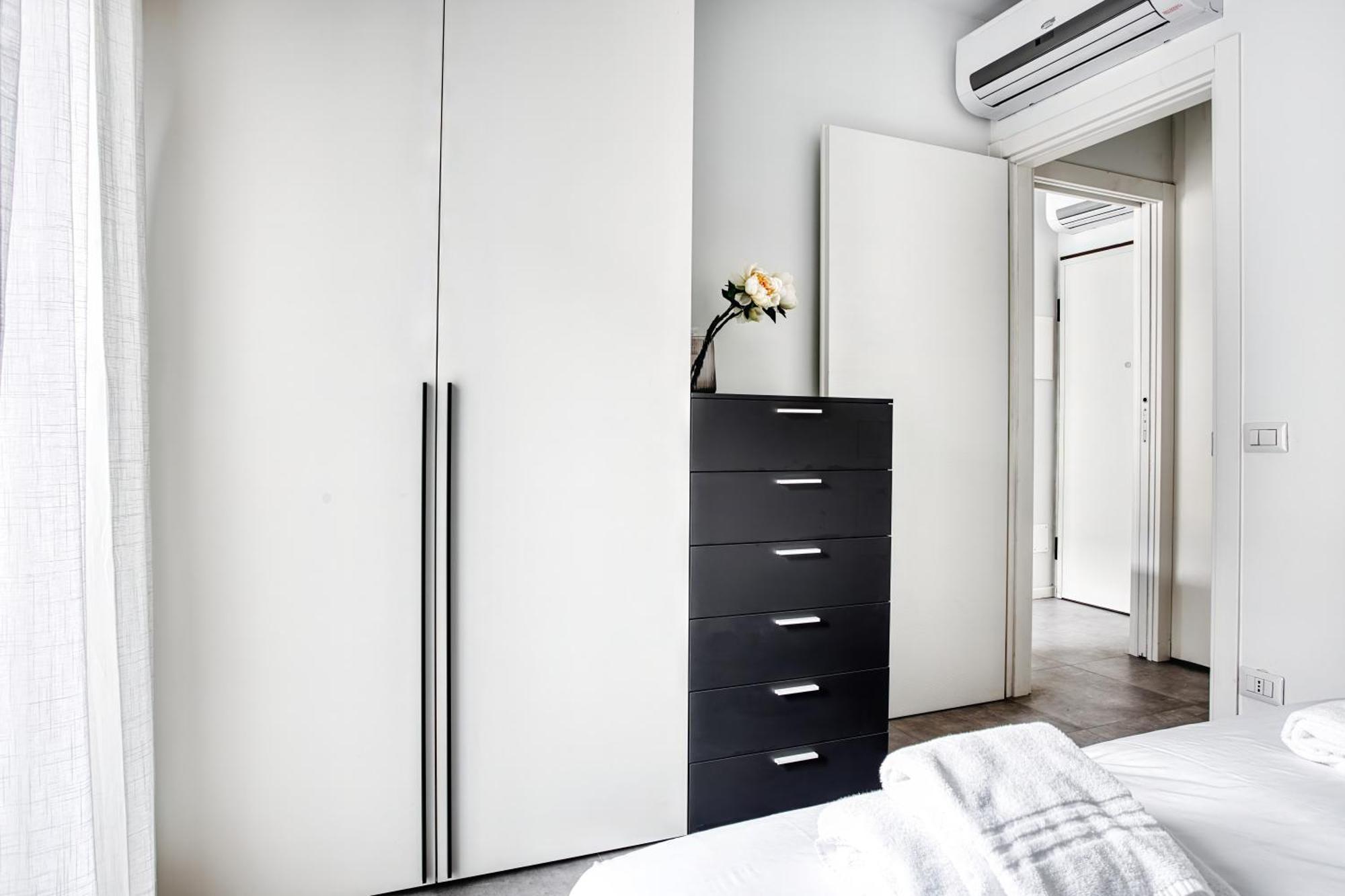 Sleek City Abode In Maciachini Milano Exterior foto