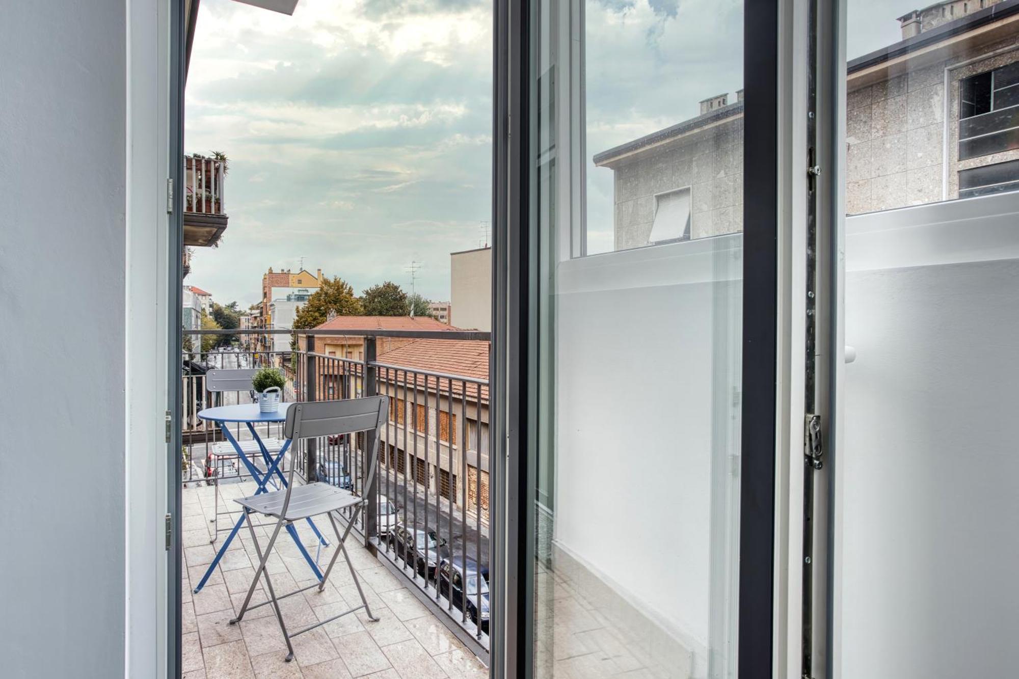 Sleek City Abode In Maciachini Milano Exterior foto